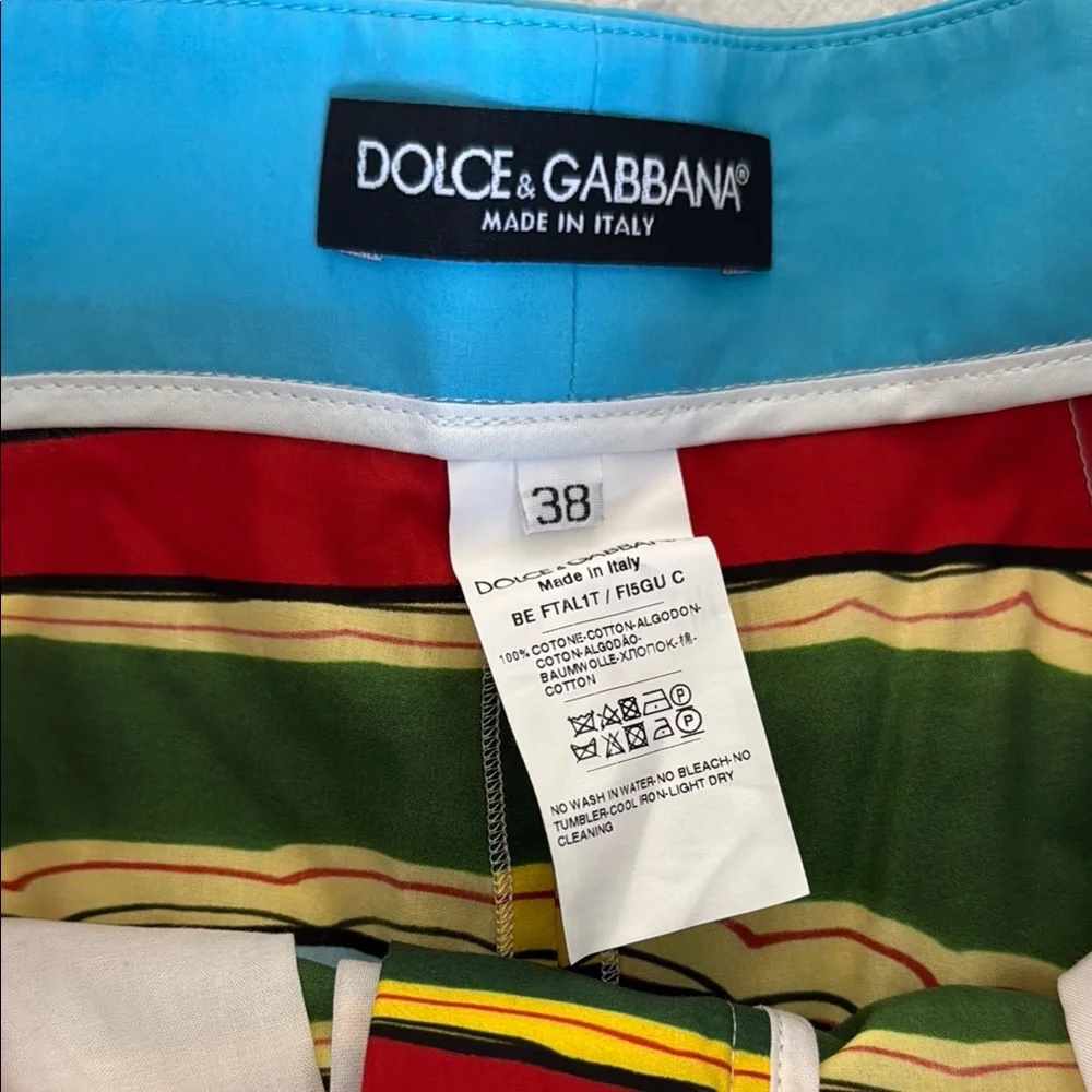 Dolce & Gabbana Red and Blue Bermudas Vibrant Graphic Design - Picture 8 of 11